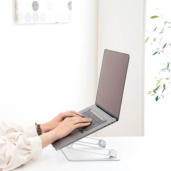 ノートPCスタンド シルバー NPS-W 【プラザセレクト】 7246896│【公式】Simple Style -  アイリスオーヤマの家具・インテリアブランド