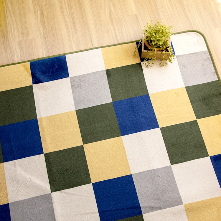 ホットカーペットや床暖房との併用もでき、一年中快適にお使いいただけます